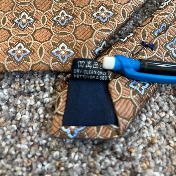 Men's Canali silk tie in tan with blue accents - Picture 6 of 8